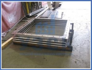 прямоугольные линзовые компенсаторы в Томске